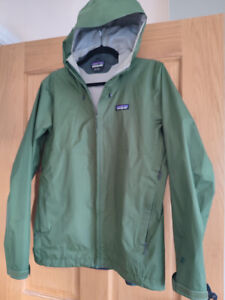 Patagonia Torrentshell H2No (size S) Jacket Coat Green Raincoat Vented Underarm