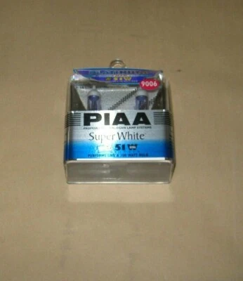 PIAA 19606 PLATINUM SUPER WHITE 9006/HB4 TWIN PACK 51 WATTS XTRA - Image 1 of 3