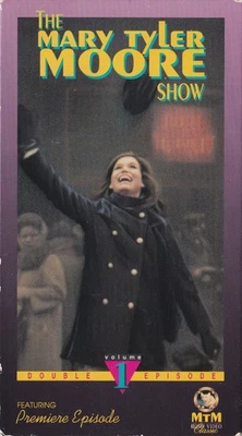 The Mary Tyler Moore Show VHS Volume 1 - Double Episode (including premiere) Foto 1 de 2
