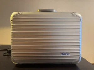 Rimowa Business Briefcase Attache Case Silver 35x48x14 cm - Picture 1 of 6