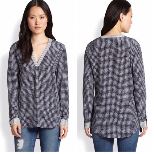 Joie Size Small Navy Star Print Carven Long Sleeve 100% Silk Blo