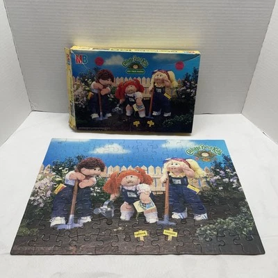 Original Cabbage Patch Kids Puzzle 100 Pieces, complete. From Milton Bradle 1984 - Image 1 of 4