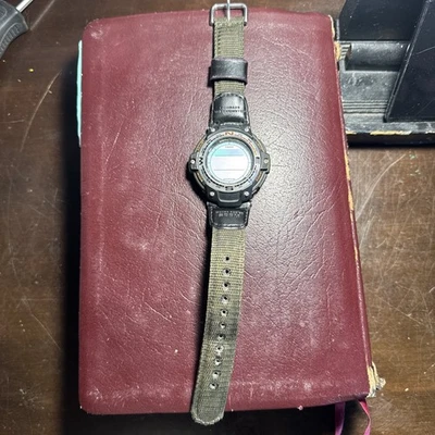 Casio SGW-100B 3157 Sensor Brújula Temperatura Cronómetro 5 Alarmas WR 45mm Reloj Foto 1 de 4