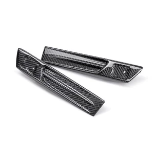 Seibon for 09-10 Nissan GTR R35 Carbon Fiber Fender Duct Logos (Pair) - Picture 1 of 5