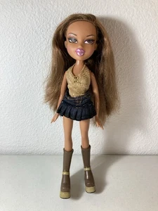 MGA Bratz - Passion 4 Fashion - Yasmin Doll - Brunette - Picture 1 of 8