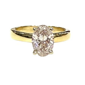 Anillo de diamantes cultivados en laboratorio H VS2 ovalados de 1,50 quilates 14K YG - Imagen 1 de 3