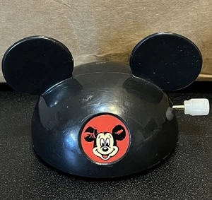 Disney Wind-Up Mickey Mouse Club Ohren Mouseketeers 1990’s Rolling Toy Vintage - Bild 1 von 8