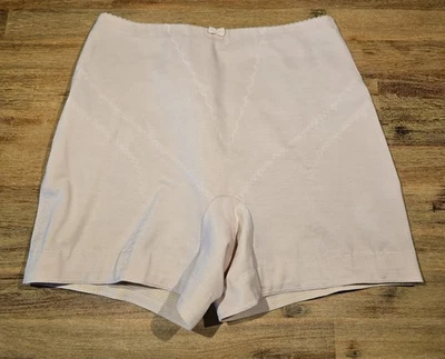 Triumph panty Grace 2000 HM, size 80 - 44, XL, beige, very good * Vintage * RARE - Image 1 of 4