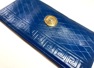 GIANNI VERSACE VINTAGE 90s GREEK KEY GRIDS SUNBURST LONG WALLET ITALY BLUE - Bild 1 von 22