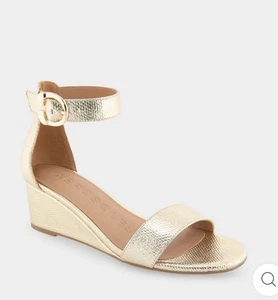 Women's Aerosole Ankle Strap Mid Wedge Sandal Soft Gold Size 9 New In Box NIB - Picture 1 of 4