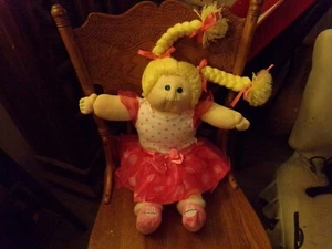XAVIER RobertS SOFT SCULPTURED CABBAGE PATCH KID GIRL BLOND BRAIDS UED 1980S - Picture 1 of 7