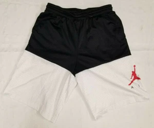 Air Jordan youth basketball shorts sz XL 158-170cm 13-15 yrs black/white - Picture 1 of 8