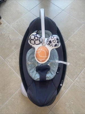 Columpio de peluche para bebé 4moms mamaRoo 4 Bluetooth + ¡inserto para bebé! Foto 1 de 4