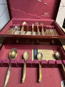 Rogers Bros 1847 Silverware reflections 54 Piece Set - Picture 1 of 20