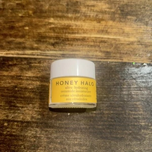 Farmacy Honey Halo Ultra Hydrating Ceramide Moisturizer Travel Size .3oz. - Picture 1 of 3