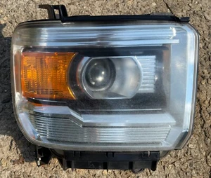 Faro halógeno derecho lado pasajero GMC SIERRA 1500 2500HD 3500 2014-2019 HD fabricante de equipos originales - Imagen 1 de 4