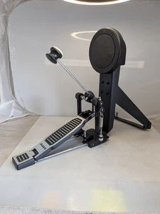 ALESIS Kick Drum Bass PAD & PEDAL WORKS Switch Style Kick Pedal electronic Drums - Picture 1 of 5