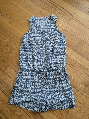 Женский комбинезон Banana Republic размер 0 без рукавов на пуговицах с V-образным вырезом, веселый/летний  - Изображение 1 из 4