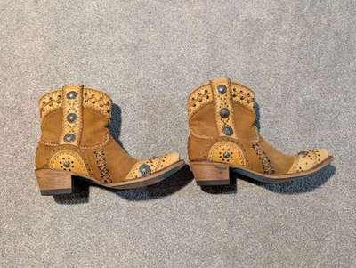 Lane Boots Womens 9 A Brown Wind Walker Western Cowboy Cowgirl Booties  - Image 1 of 4