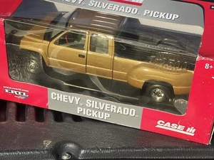 1:18 Scale ERTL Britains LIMITED EDITION 1/2500 Chevy Silverado Pickup - Case IH - Picture 1 of 12