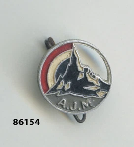 Insigne miniature , A.J.M.  - Anciens de Jeunesse et Montagne - alu,  Ø 15 mm. - - Imagen 1 de 1