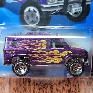 2009 Hot Wheels Heat Fleet Baja Breaker Metallic Purple With Orange Flames New - Picture 1 of 13