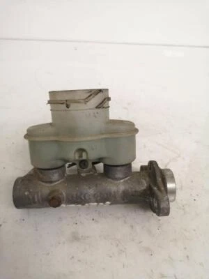 hauptbremszylinder für ISUZU TROOPER UBS 55 MAGIC 1983 245138 Foto 1 de 4