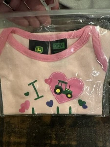 NEW Girls John Deere I Love Daddy Bodysuit Size 0-3 Months Pink - Picture 1 of 5