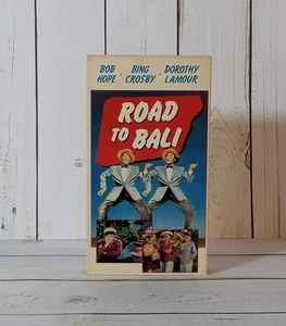 Road To Bali VHS Tape 1952 Musical Comedy Bob Hope Dorothy Lamour Bing Crosby - Picture 1 of 9