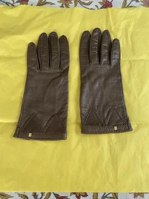 Luvas de couro femininas Fendi - Imagem 1 de 4