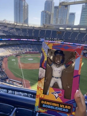 BLUE JAYS САЛЬСА ДЕНЬ «ТАНЦЫ ВЛАДИМИР GUERRERO JR. КАЧАЮЩАЯСЯ ГОЛОВА - НОВЫЙ В КОРОБКЕ - Изображение 1 из 4