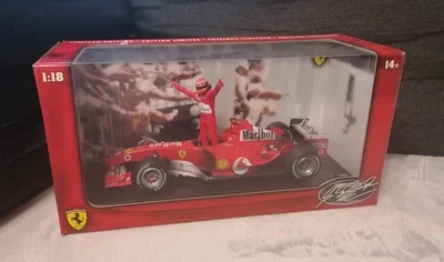 M. Schumacher Ferrari F2004 Marlboro Weltmeister 2004 / 1:18 Hot Wheels - Bild 1 von 3