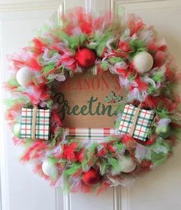 Handmade:Christmas Season's Greetings Tulle Wreath 18inch-Red,green,white Plaid - Picture 1 of 4