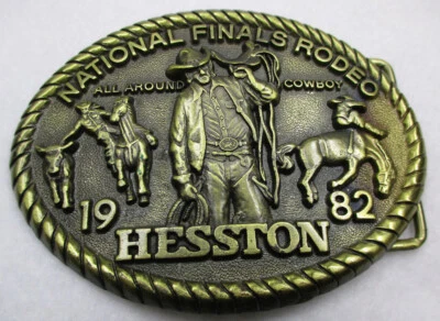 Hebilla de cinturón Western vintage Hesston NFR 1982 All Around Cowboy octava edición Foto 1 de 4