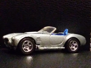 1982 Coleccionable Diecast Hot Wheels Bonito Clásico Cobra Coche de Juguete Convertible Pequeño - Imagen 1 de 10