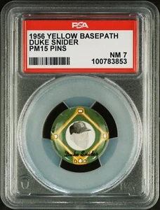 1956 Yellow Basepath Baseball Pin DUKE SNIDER Brooklyn Dodgers PSA 7 NEAR MINT - Picture 1 of 2