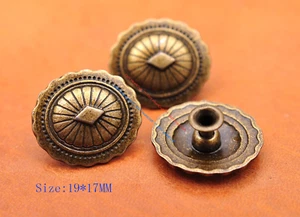 50X 19*17MM Antique Brass Southeast Ethnic Diamond Floral LEATHERCRAFT CONCHOS - Picture 1 of 12