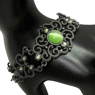 Pulsera de filigrana gótica tono plata Whimsigoth vintage piedra preciosa ojo de gato verde Foto 1 de 4