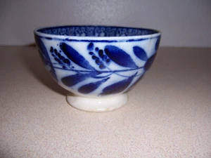 Antica ciotola con piedi in ceramica blu flusso 5" - Foto 1 di 4