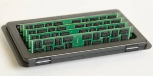 32GB 4X8GB DDR3 (1600MHz) 240p UDIMM ECC for SuperMicro X9SCI-LN4F - Picture 1 of 2