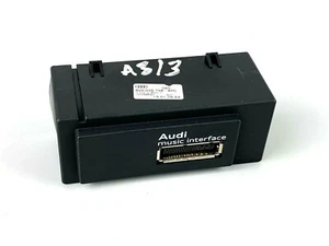 Audi A3 S3 8V Music Interface MMI Connector Socket Port 8V0035736 - Picture 1 of 6