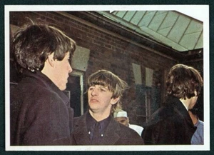 1964 The Beatles Topps Color Near-Mint Card - #57 Paul, Ringo, John Speaking - Bild 1 von 3