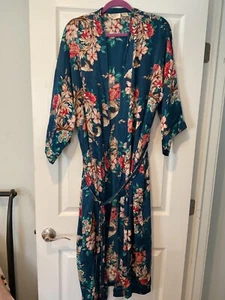 Vintage Victoria's Secret 100% Silk Floral Robe L/12/14/16 - Picture 1 of 2