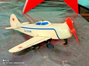 VNTG. TOY AIRPLANE DOSAAF TIN WIND UP AEROFLOT JET AIRCRAFT RUSSIA CCCP AND KEY  - Picture 1 of 12