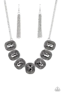 Paparazzi Schmuck ~🔥Eiseisen🔥~ Silber Halskette Neu mit Etikett - Bild 1 von 3