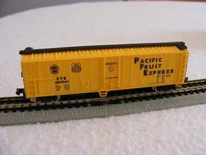 N Scale Atlas Pacific Fruit Express Box car Loose Stock USED - Picture 1 of 1
