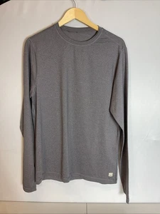 Vuori  Tech Crew Neck Long Sleeve T-Shirt Mens M Tee Pullover V1054 - Picture 1 of 8