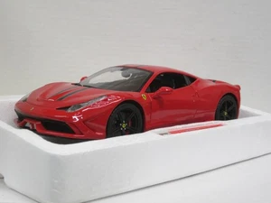 Ferrari 458 Speciale Coupé in rot Box Bburago Signature Series 16903R 1:18 - Bild 1 von 8