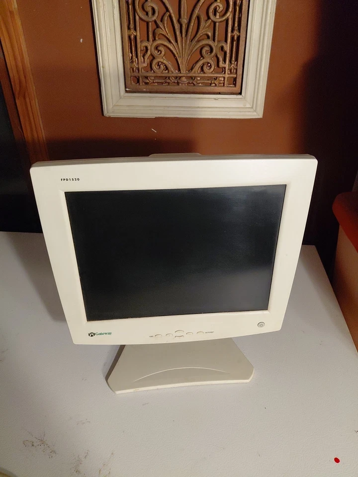 Компьютерный монитор Gateway FPD1520 ЖК-дисплей 15. Проверено и работает - Изображение 1 из 4