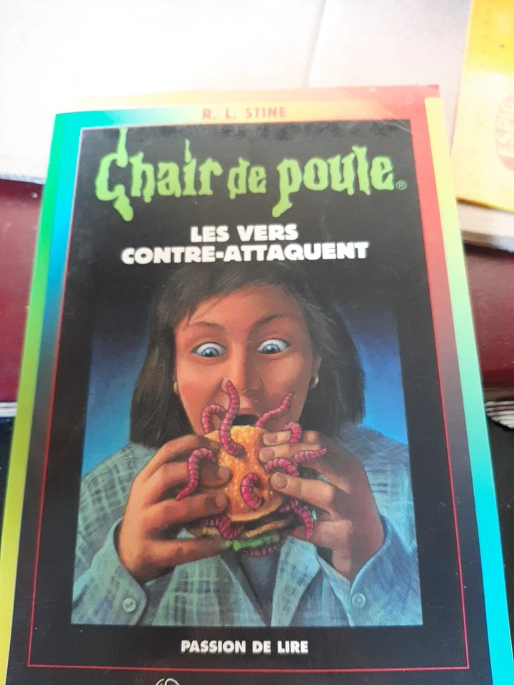 livre Chair de poule tome 40 Les vers contre attaquent - Photo 1/1